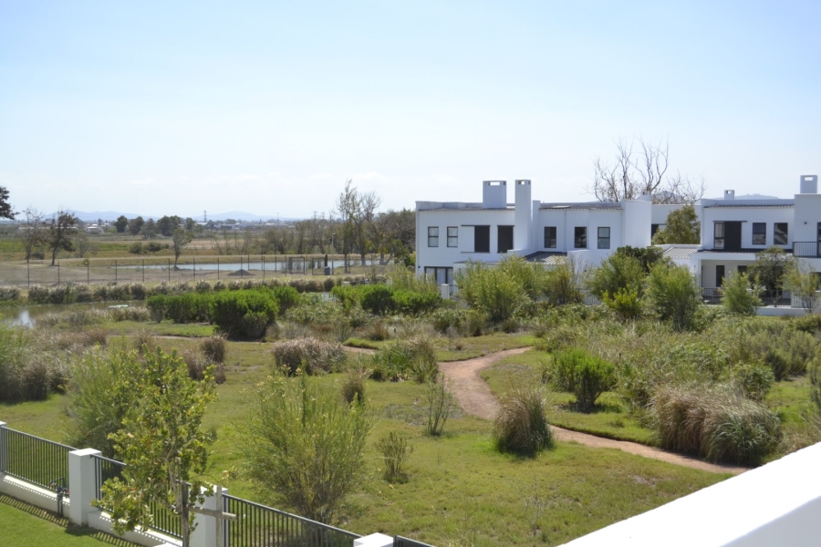 4 Bedroom Property for Sale in Croydon Gardens Estate Western Cape